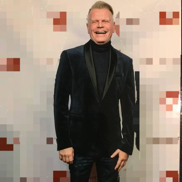 Meet your Posher, Scott - Picture 1 of 1